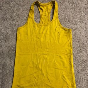 Lululemon tank
